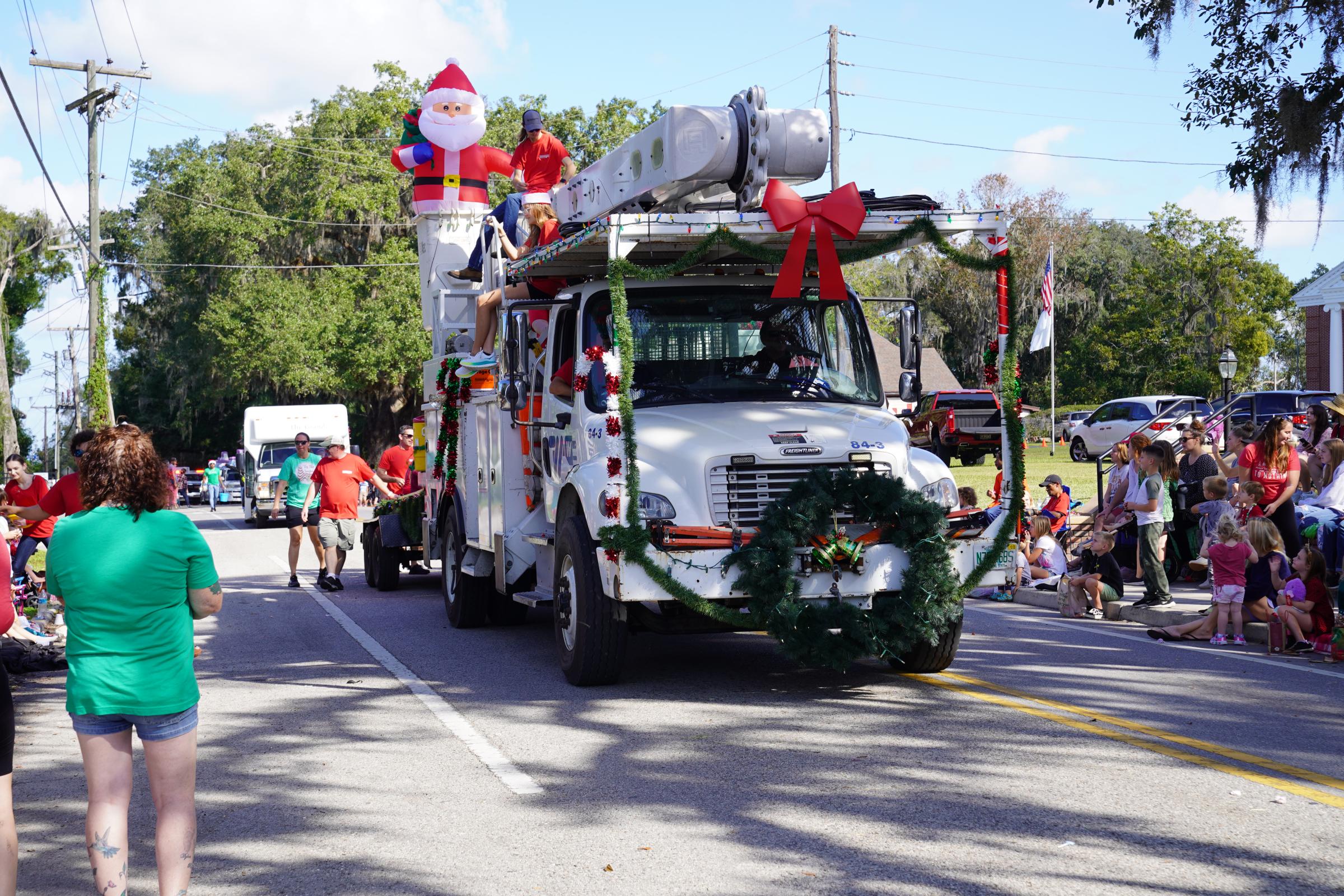 WREC Participates in Brooksville Christmas Parade Withlacoochee River