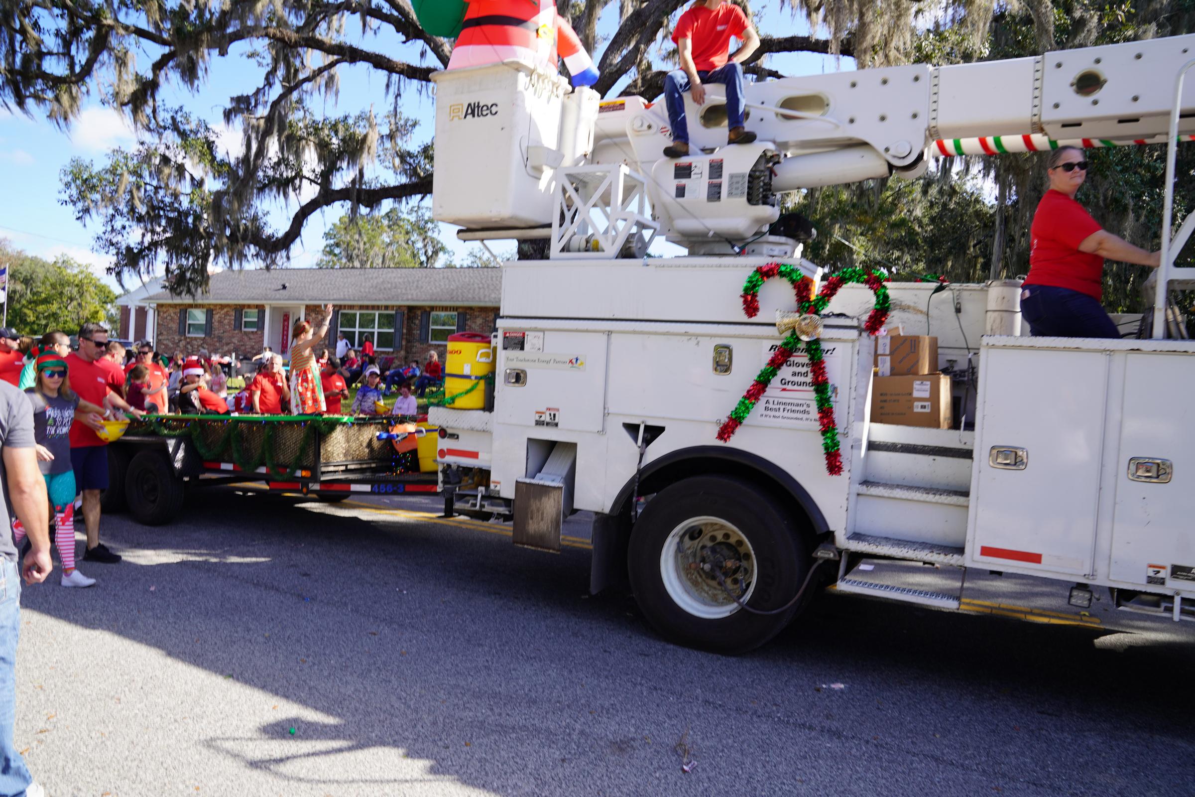 WREC Participates in Brooksville Christmas Parade Withlacoochee River