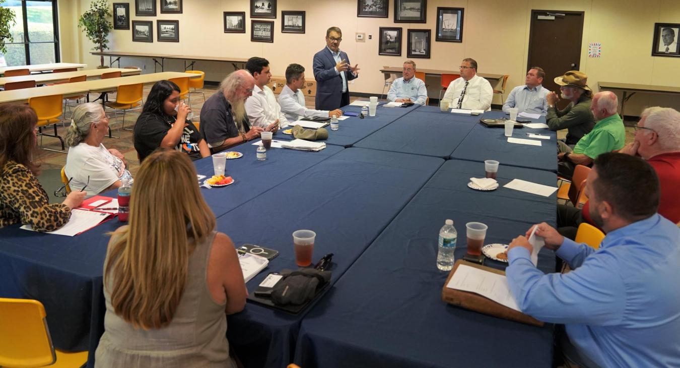 Congressman Gus Bilirakis Visits | Withlacoochee River Electric Cooperative