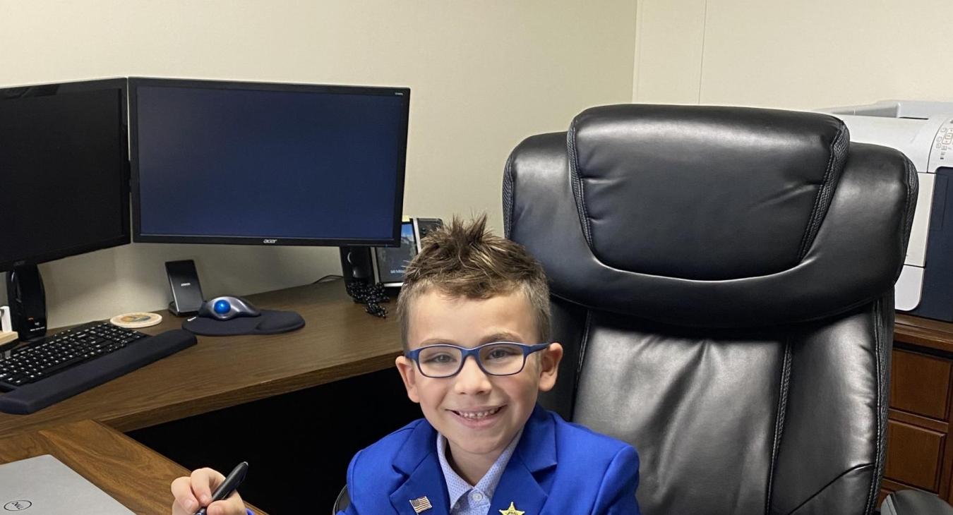 Special Guest Visits WREC's Crystal River Office