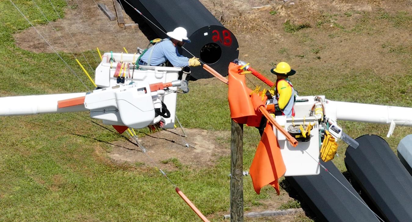 WREC Holds Gloving Orientation for Apprentice Linemen