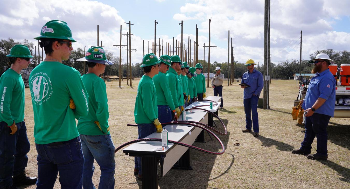 WREC Linemen Instruct at Lake Sumter State College