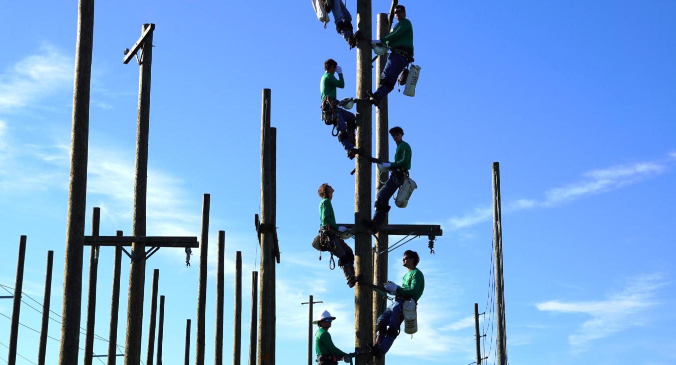 WREC Attends Lake-Sumter State College Line Workers Graduation