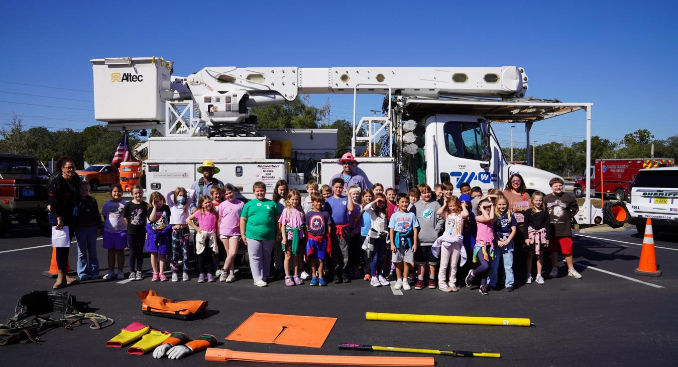 WREC linemen from our Bayonet Point office proudly participated in Shady Hills Elementary School’s Great American Teach-In! 