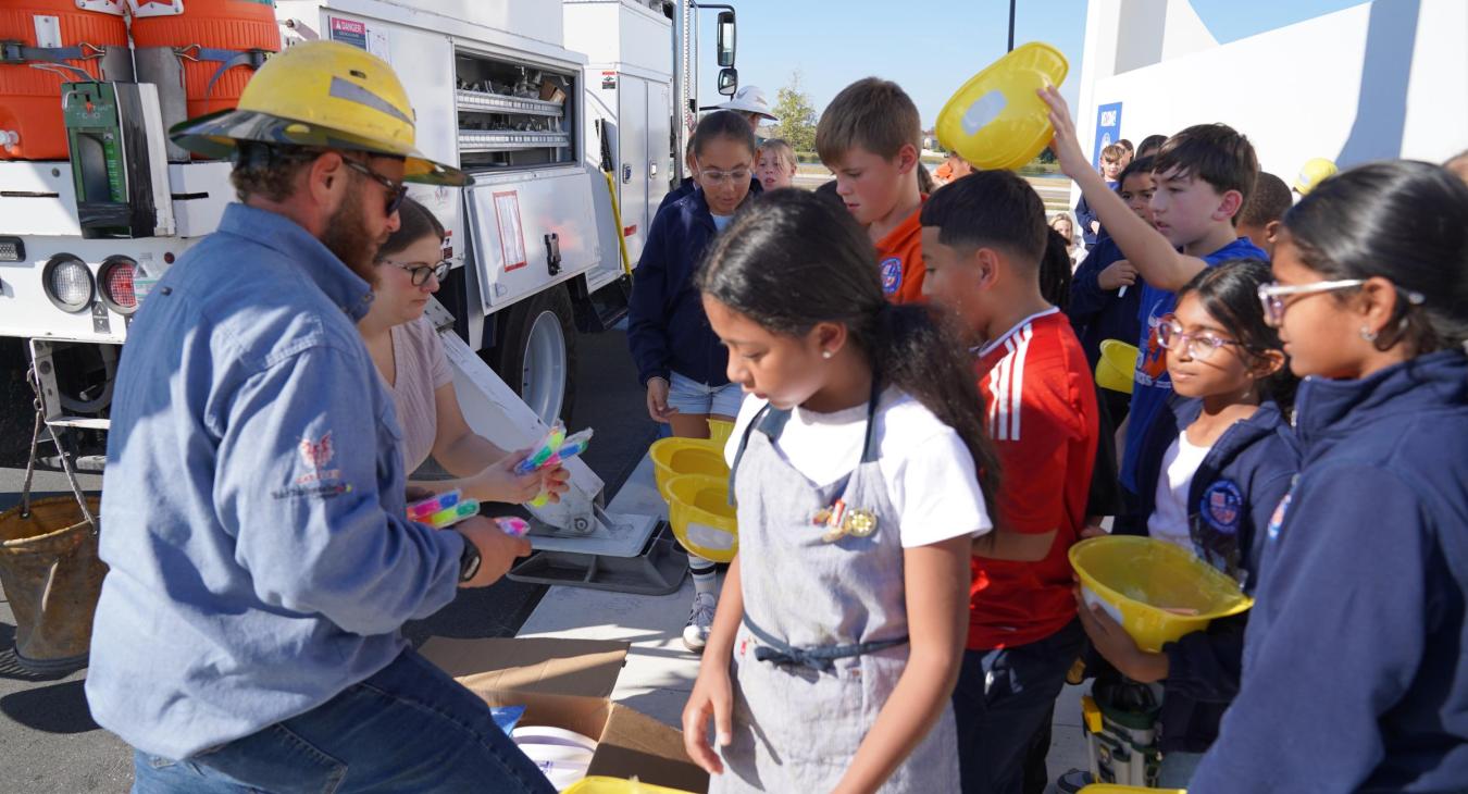 WREC Attends Great American Teach-In at Pinecrest Academy Connerton