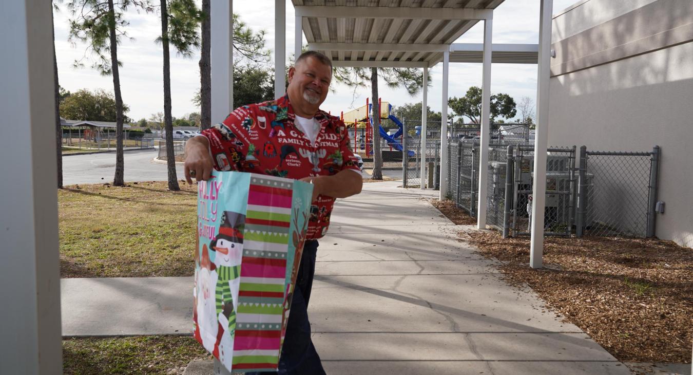 WREC Delivers Angel Tree Gifts to Fox Hollow Elementary School