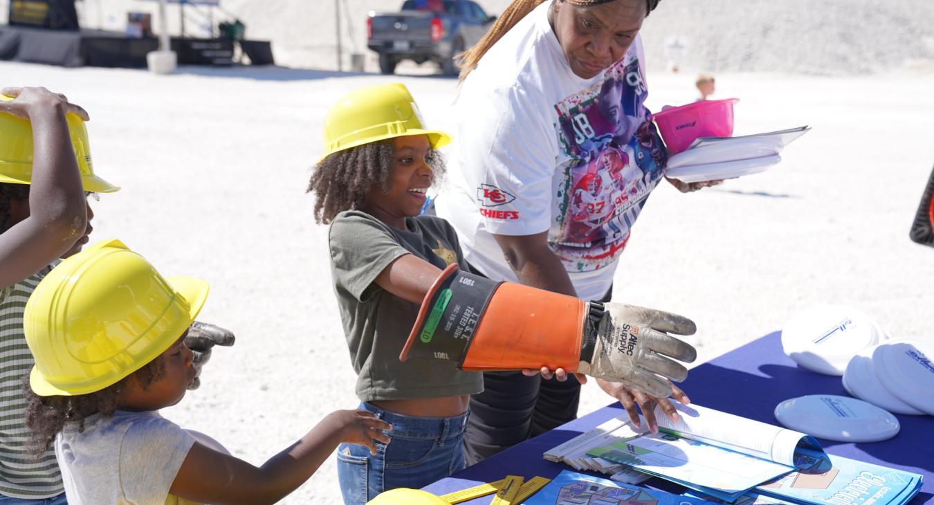 WREC Attends CEMEX Mega Machine Mania