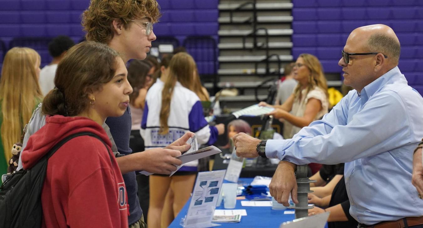 WREC Participates in Career Fair at River Ridge High School