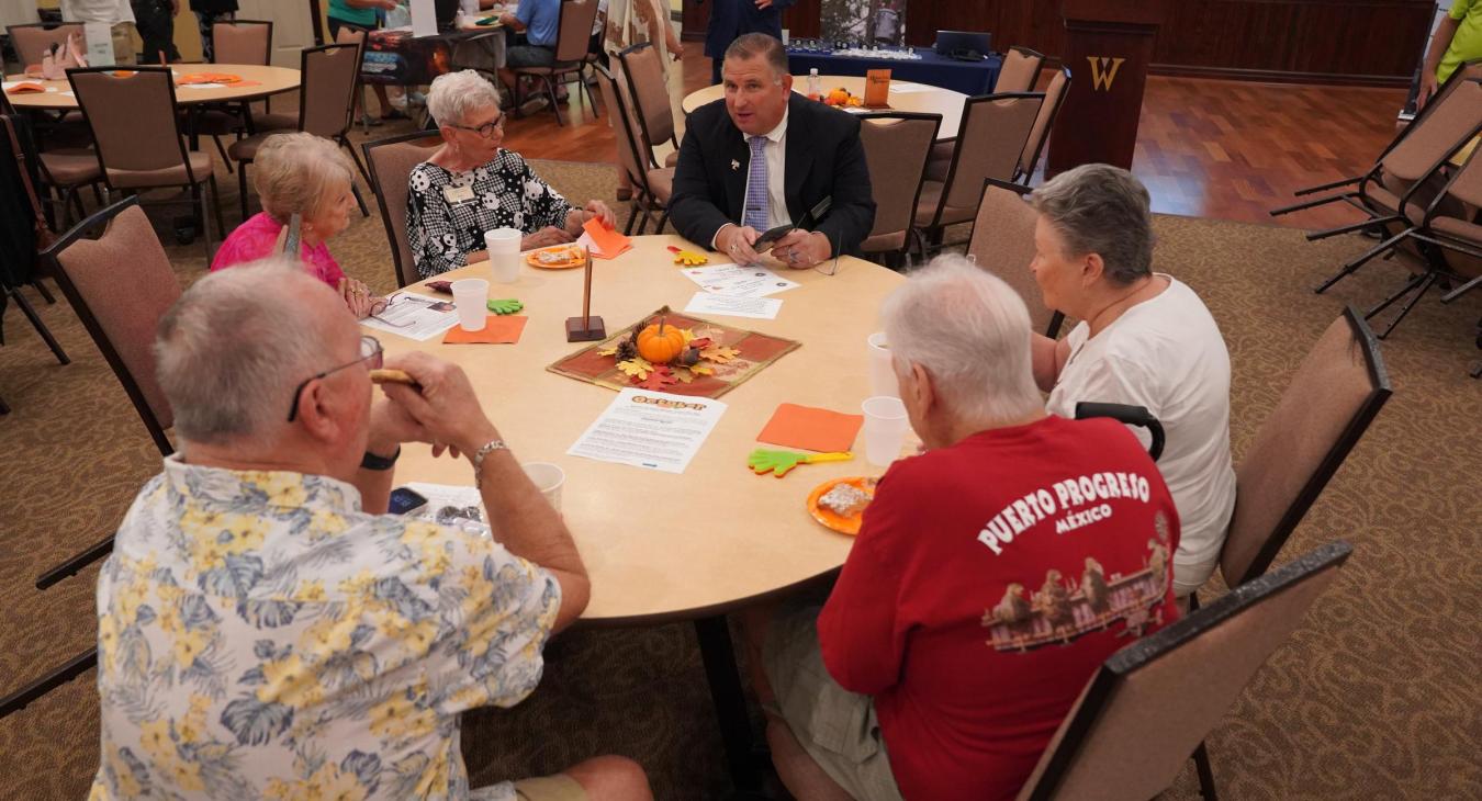 WREC Attends Midwest Club Wellington Event