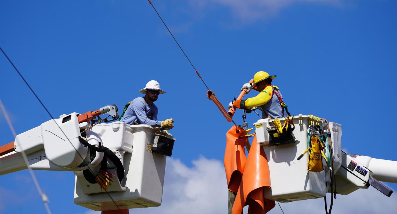 WREC Holds Gloving Orientation for Apprentice Linemen