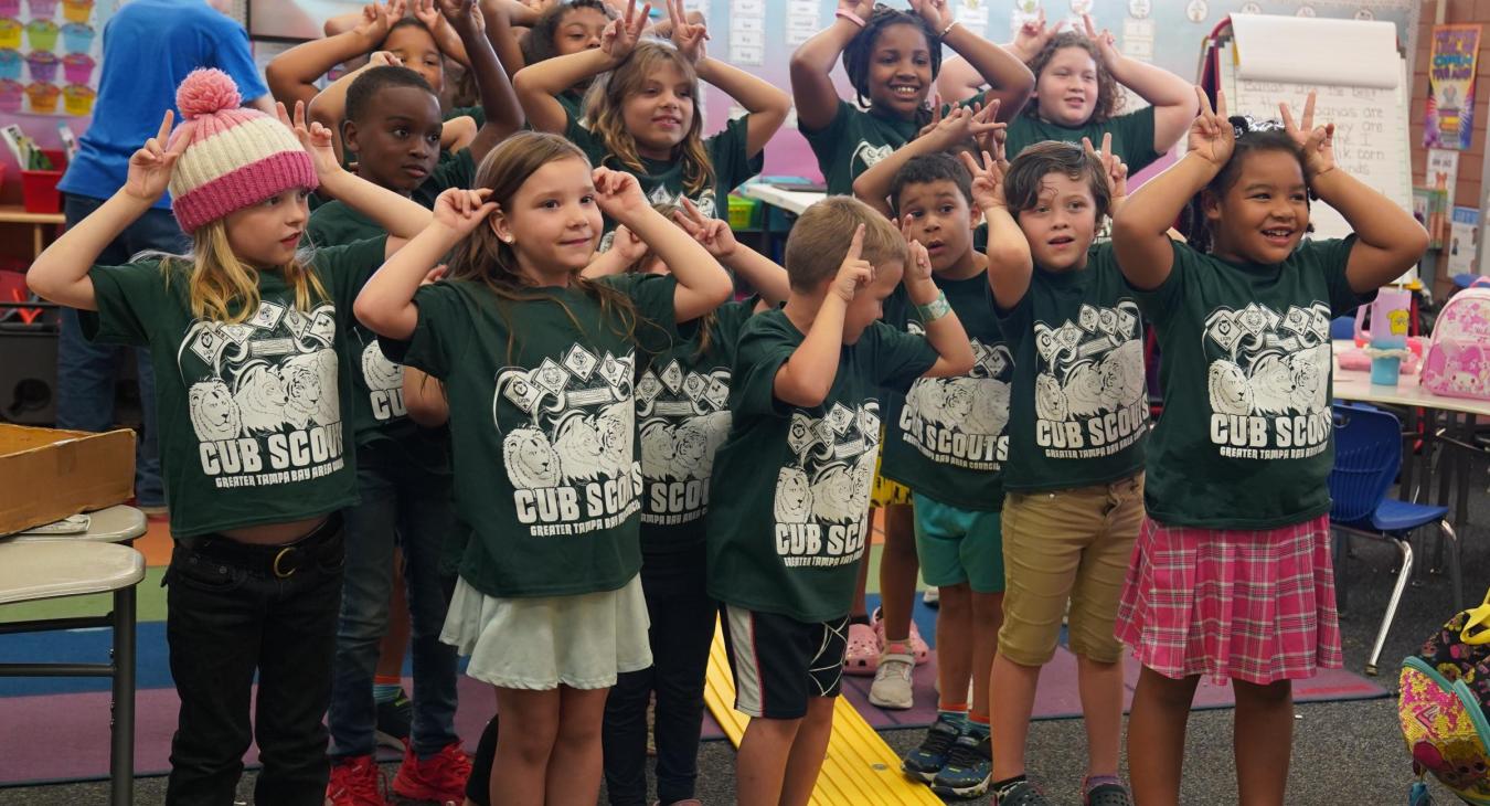 WREC Sponsors ScoutReach at Fox Hollow Elementary School