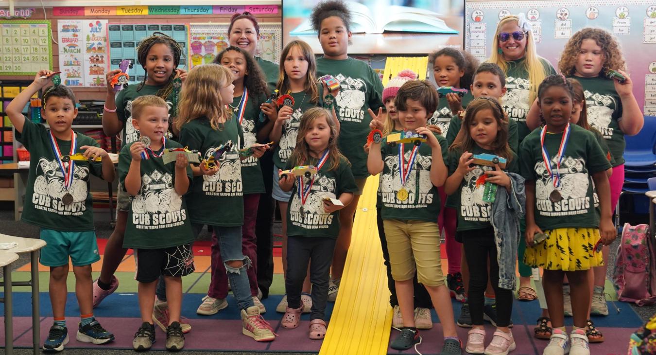 WREC Sponsors ScoutReach at Fox Hollow Elementary School