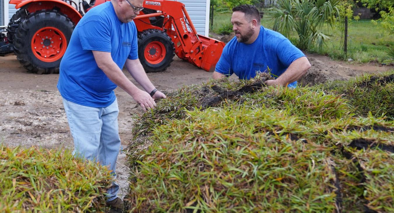 WREC Employees Volunteer for Mid-Florida Community Services Home Build