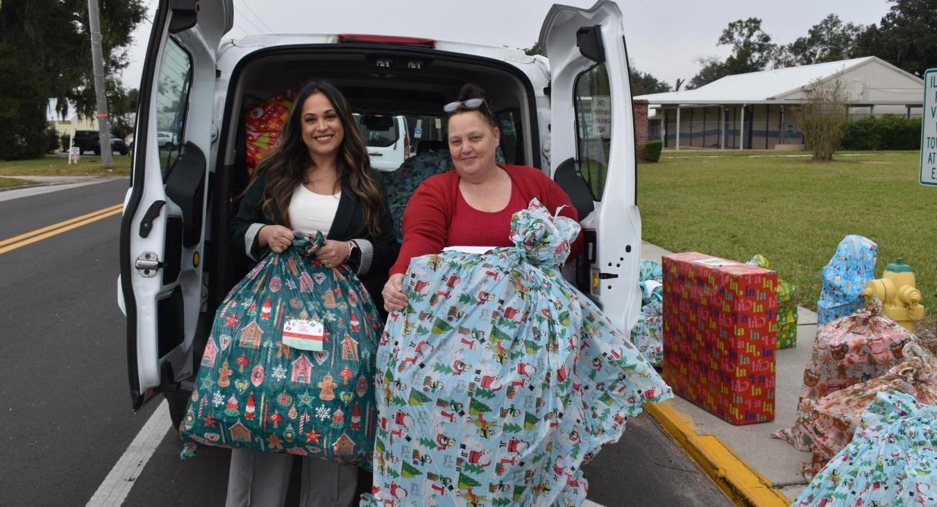 WREC Delivers Angel Tree Gifts to Cox Elementary School