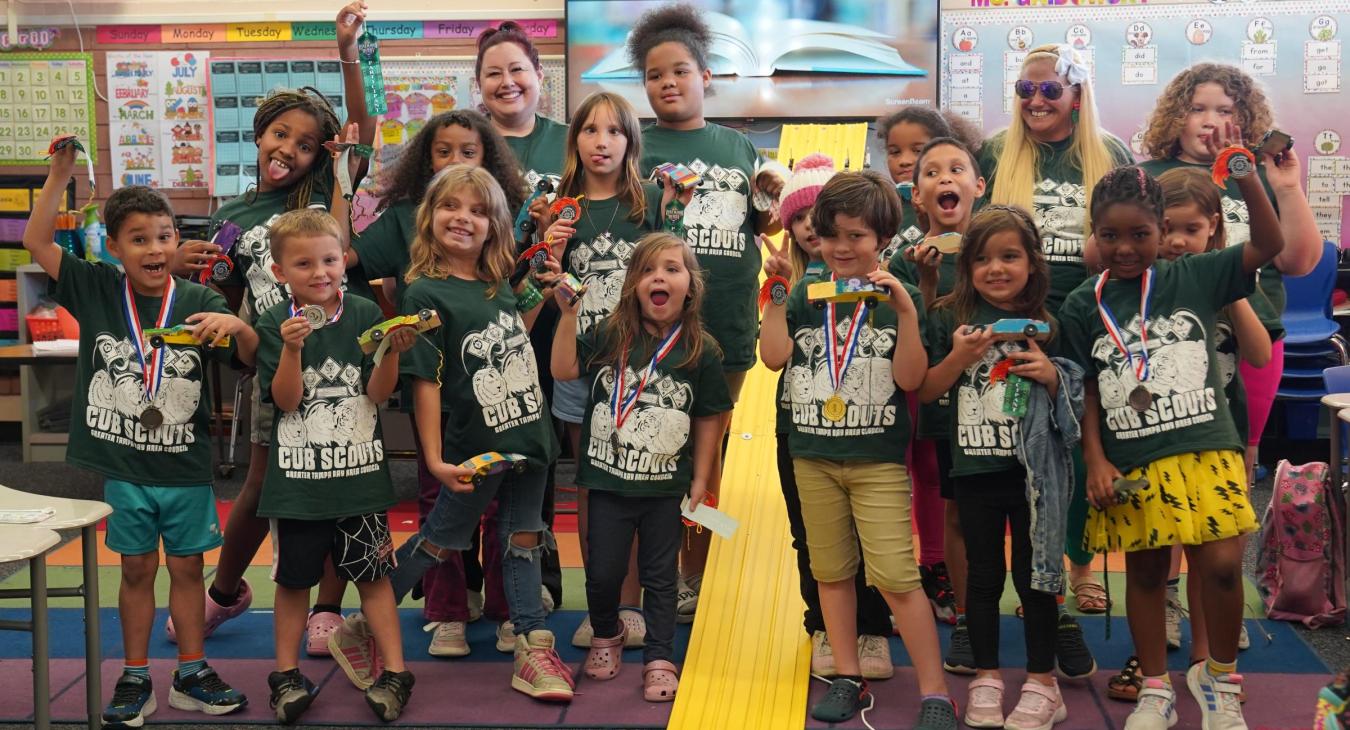 WREC Sponsors ScoutReach at Fox Hollow Elementary School