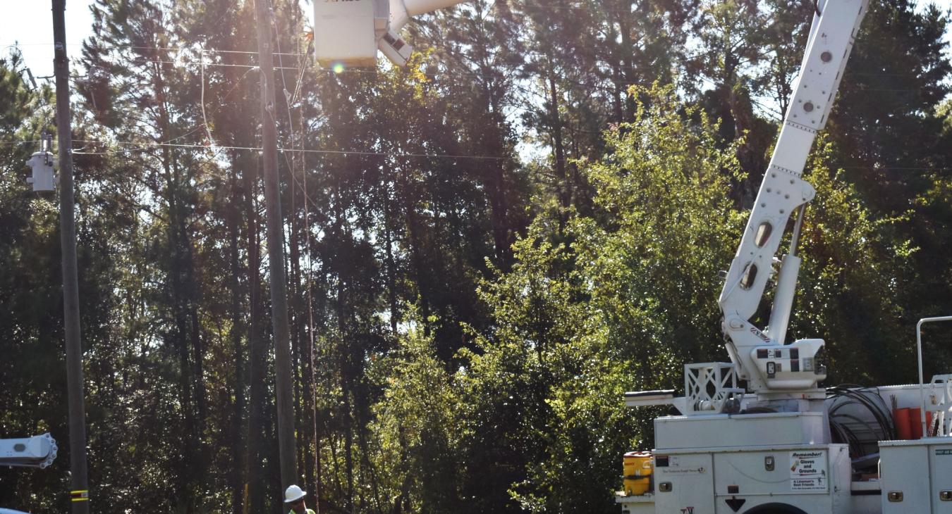 WREC Aids Northern Florida Co-ops in Power Restoration